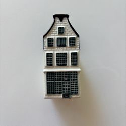 KLM Delft House #11