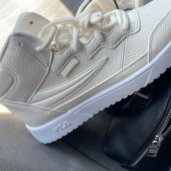 Cream Sneakers High top Filas Size 7 W
