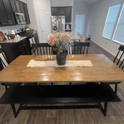 Dinning Table 