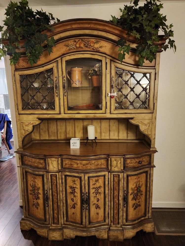 Mediterranean Style China Hutch
