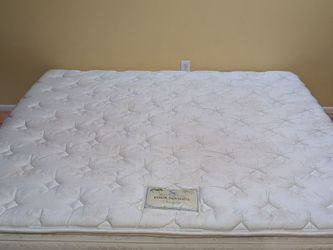 Ki,ng Size Spring Air Double Pillowtop M,attress 15" (Reversible). Free same-day delivery.