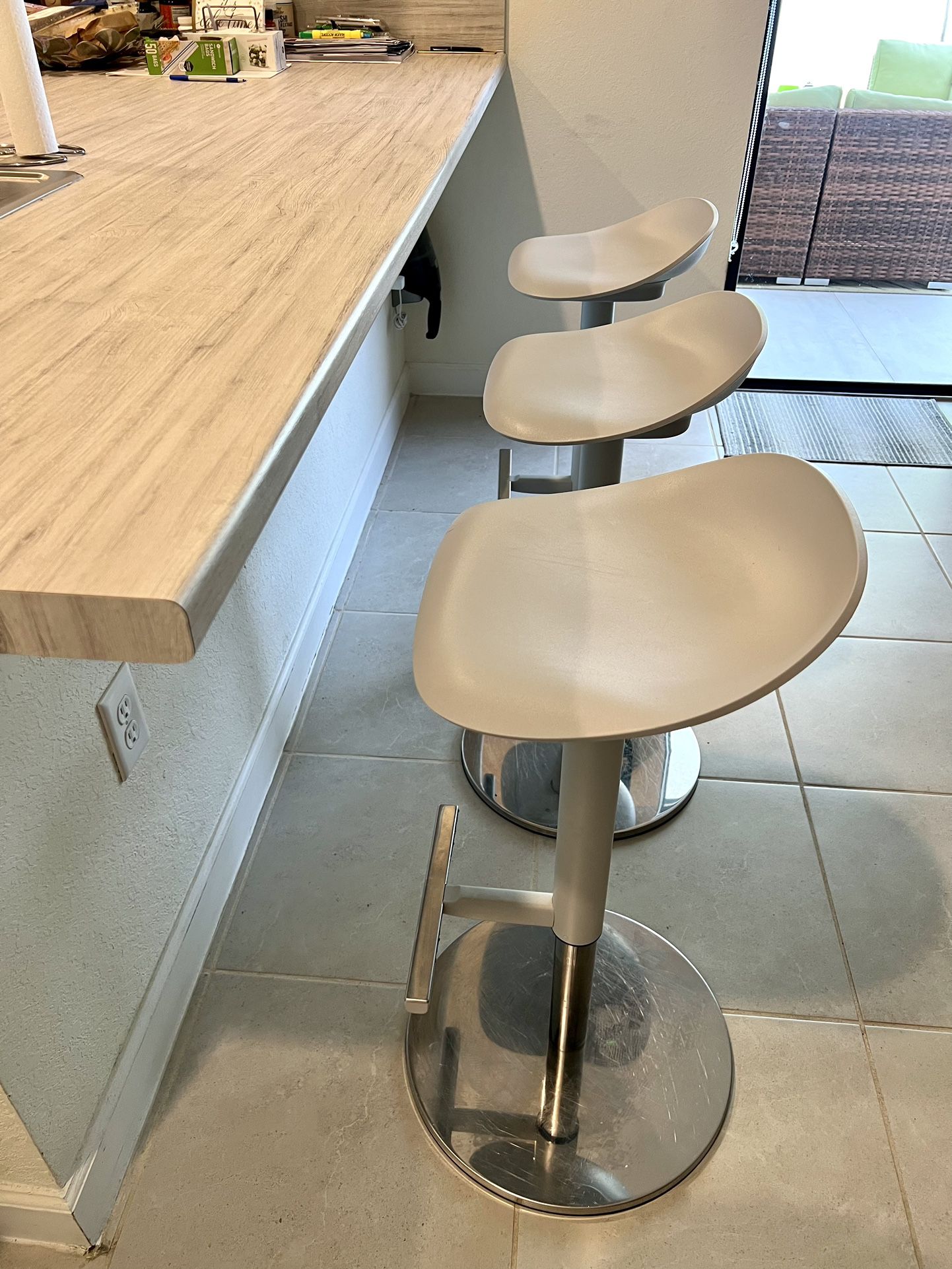 IKEA JANINGE Bar stools