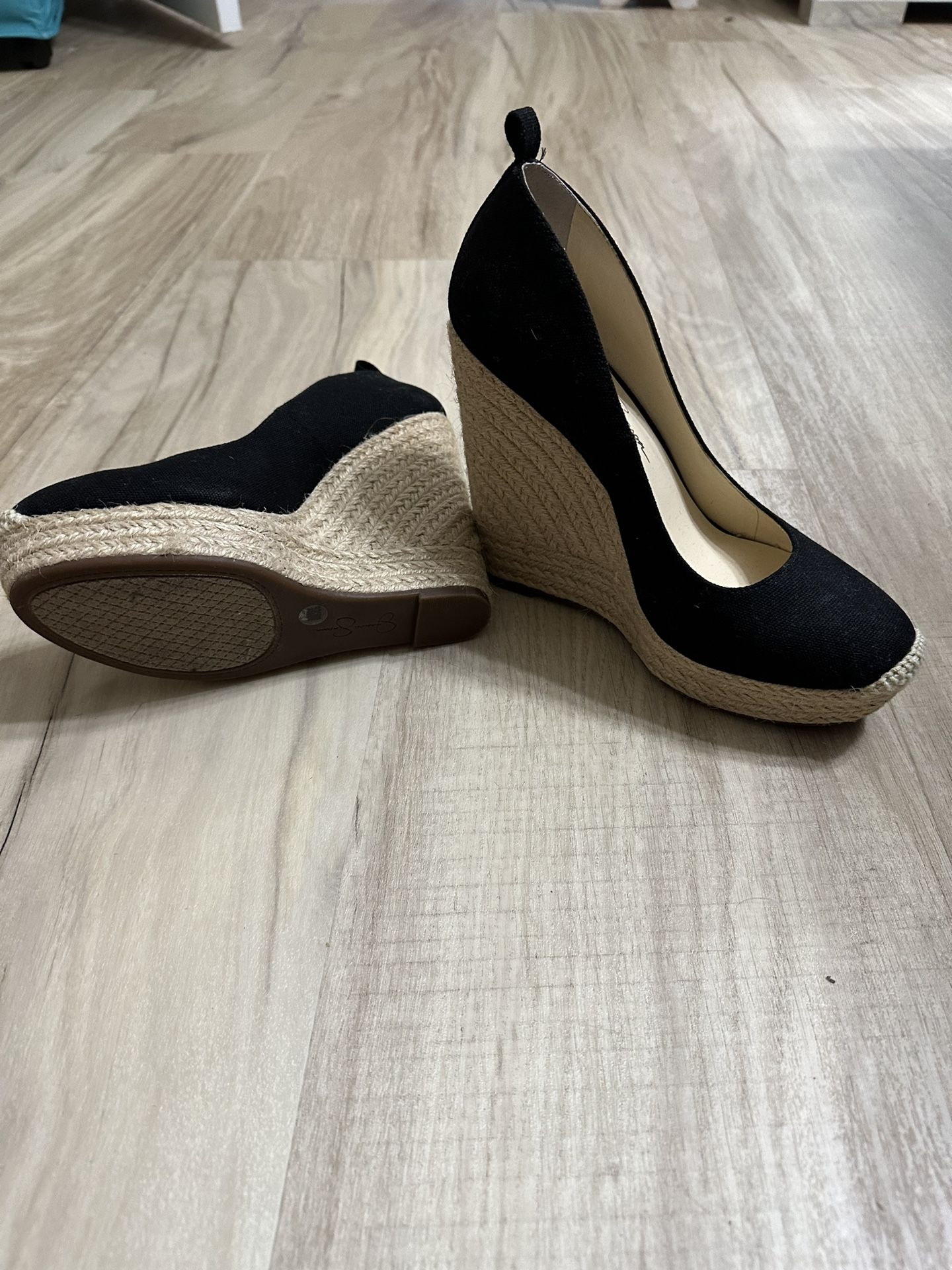 Jessica Simpson Wedge