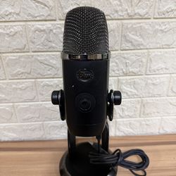 Blue Microphones Yeti X USB Microphone - Black