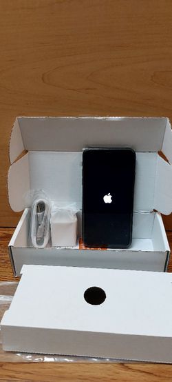 Apple iPhone XR, 64GB, Black - Unlocked (Renewed)