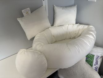 Newborn Pillow Props