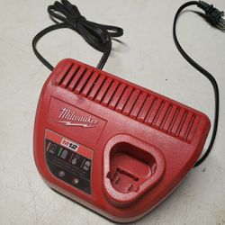 Milwaukee m12 charger