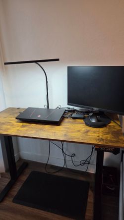 Electric desk