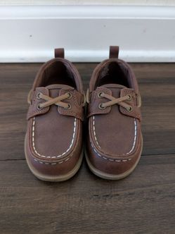 Old navy boys boat shoes, size 6t