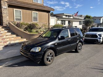 2001 Mercedes-Benz M-Class