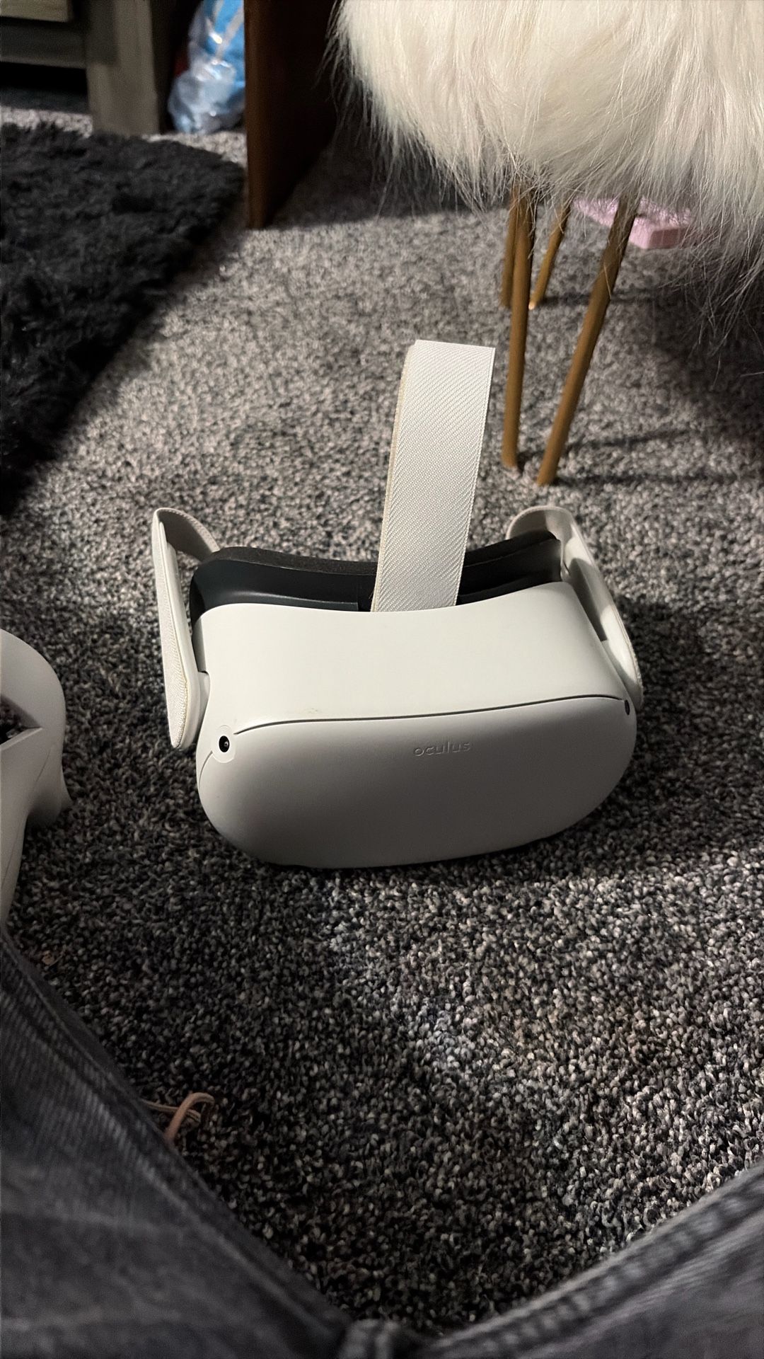 Oculus Quest 2 VR Headset 128GB – Fully Working, Controllers Included