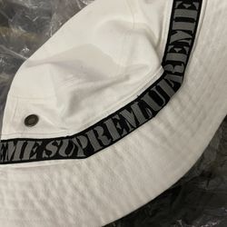 Supreme Bucket Hat 