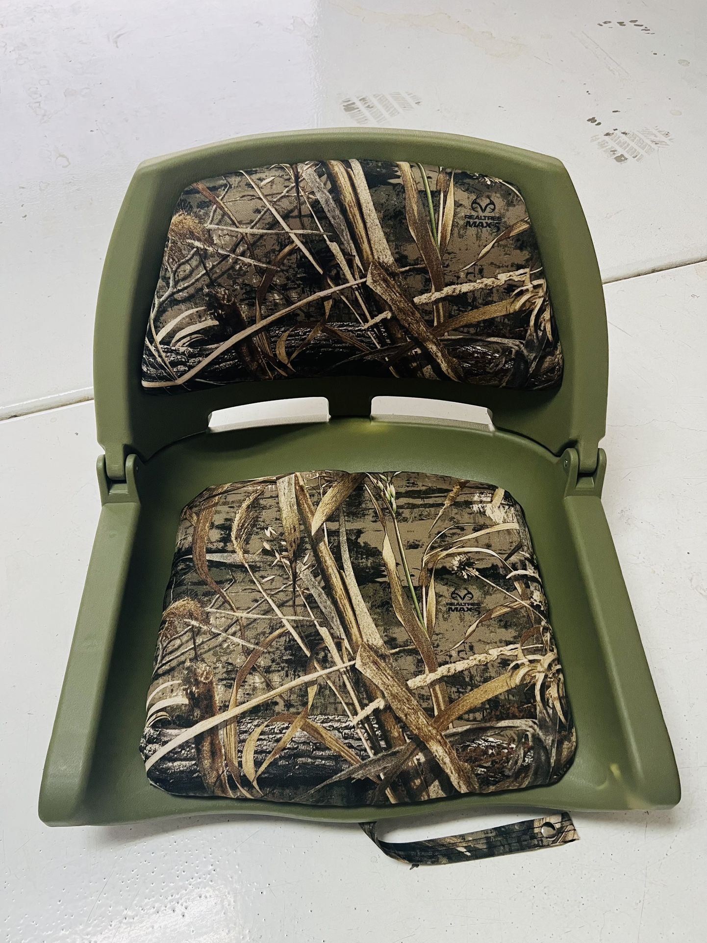 Attwood Padded Flip Boat Seat