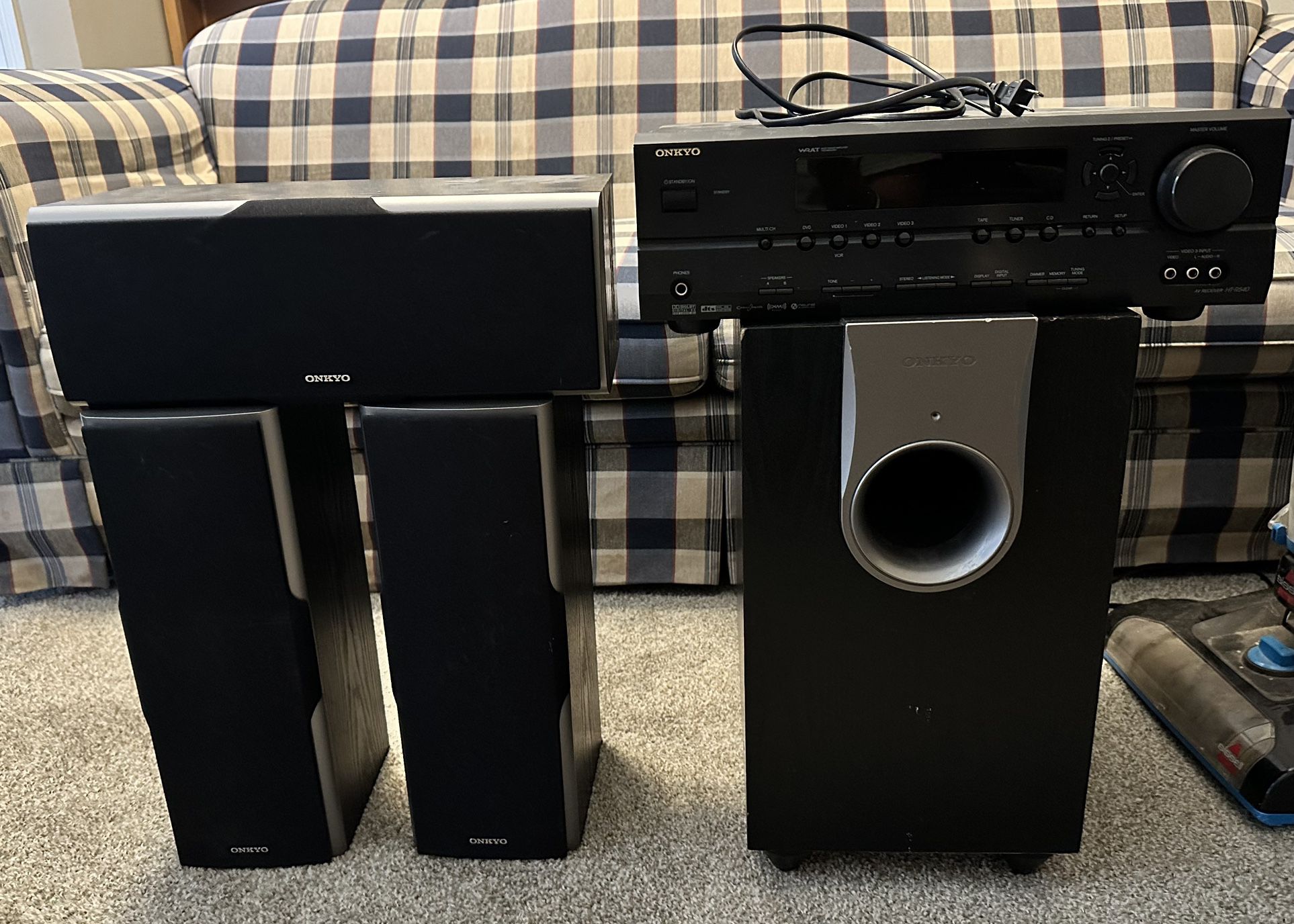 Onkya Home Theater With Surround Speakers