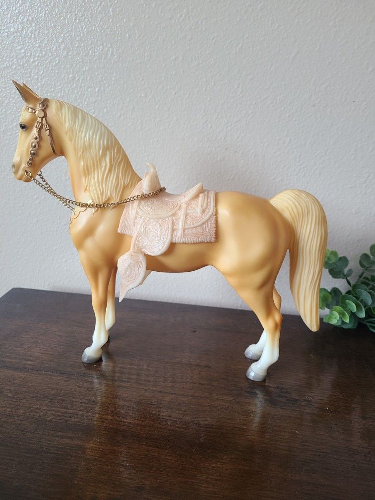 Breyer SR 1995 QVC Western Horse