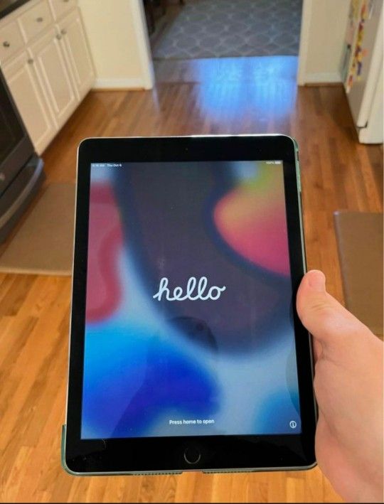 Apple IPad Air 2nd Gen 64gb Unlocked. Tv