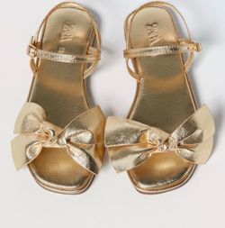 Zara Gold Sandals Girl sandals size 29/ Us 12