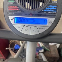 Pro-form 130 Elliptical Machine