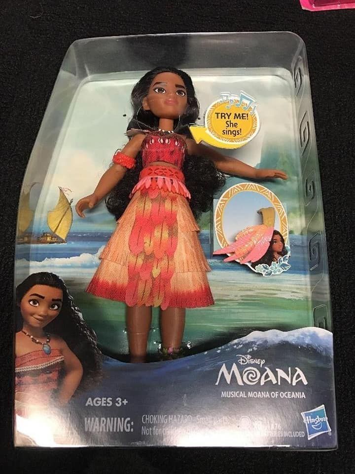 Disney Moana 10'' Doll Toy Light Up Necklace Musical Sings $15