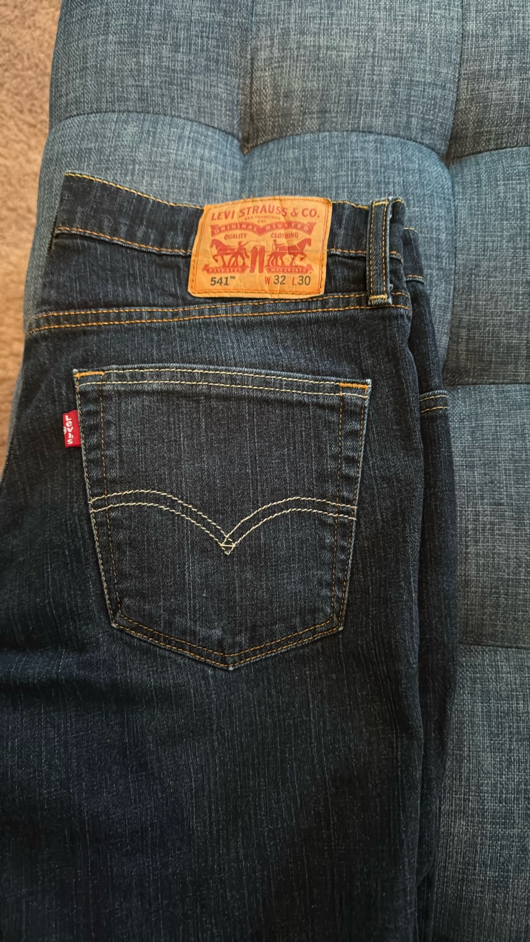 Men’s Levi Jeans