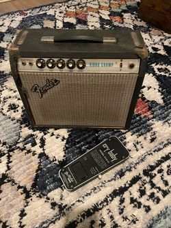 Fender vibro amp & cry baby pedal
