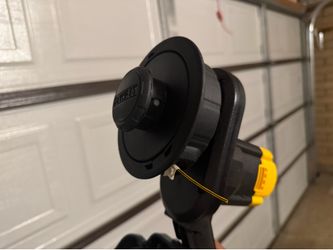 Brushless String Trimmer (DCST922B)