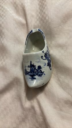 Holland Shoe