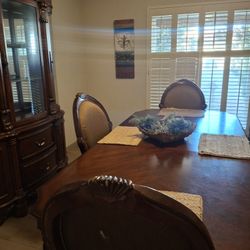 Wooden Dining Room Set With Hutch 