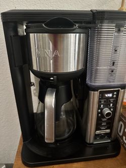 Ninja Specialty Coffee Maker w/ Built-In Milk Frother | 10-Cup | Great Condition