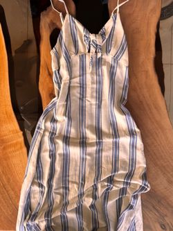 roxy blue and white striped linen-blend tie-front midi/maxi dress (size s/8).