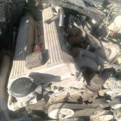 Bmwz3 Engine 1.9l. 4cyl 100000 Miles Original $500