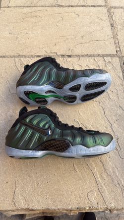 New Nike air Foamposite pro basketball shoes Men’s 9 or 9.5