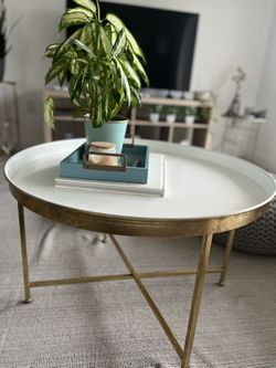White & Gold Coffe Table