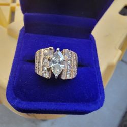 14k Natural Diamond Ring 2.5kDiamond