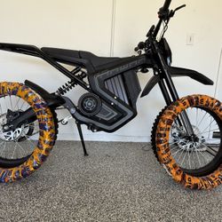 Hardly Used Mantis Plus Extra Tires 