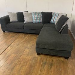 2-Piece Sectional
*Free Delivery*