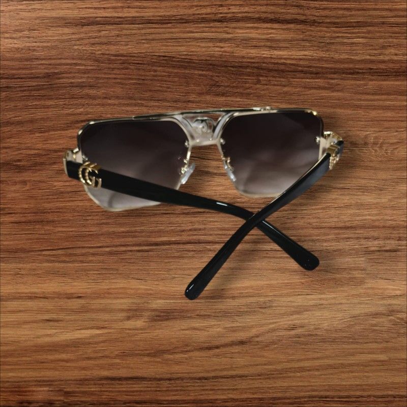 One Pair Gucci Sunglasses