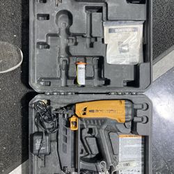 Gas powered finish nailer