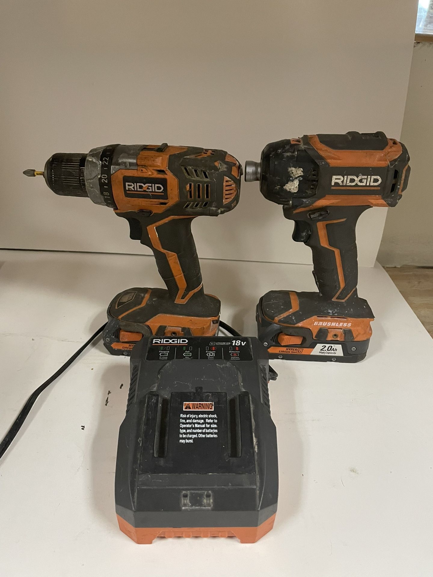 RIDGID 18V Cordless Tool Combo Kit with 1/2 Drill/Driver,
