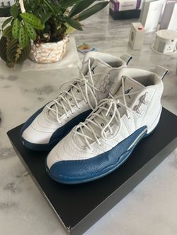 Jordan 12 retro French Blue | size 10.5