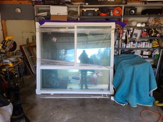 Window New replacement sliding window 75h X 82w