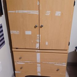 Complete 4 Piece Bedroom Set