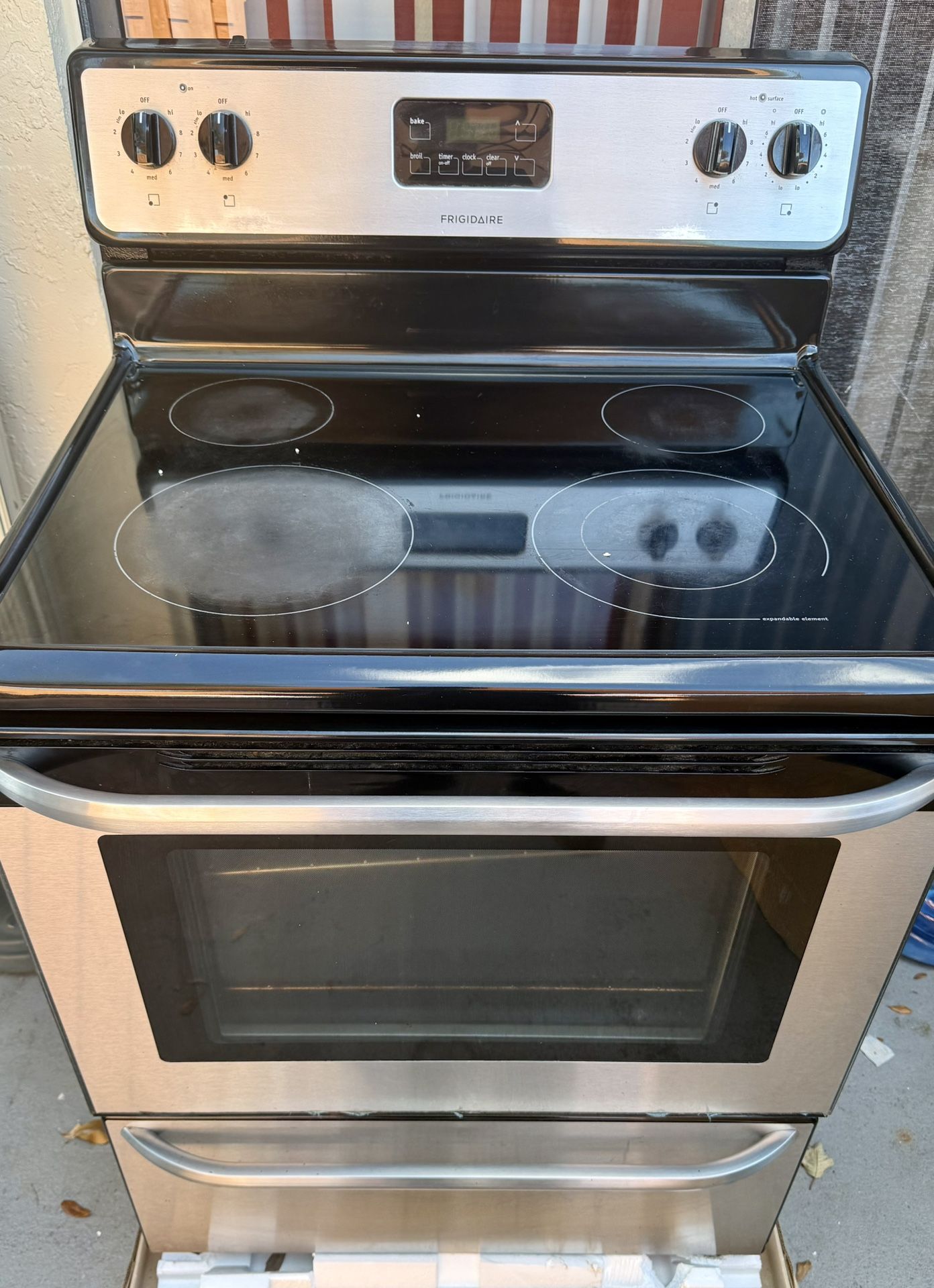 Frigidaire Range and Microwave