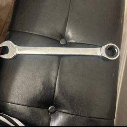 Wrench Size 15/16
