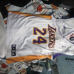    Kobe bryant jersey