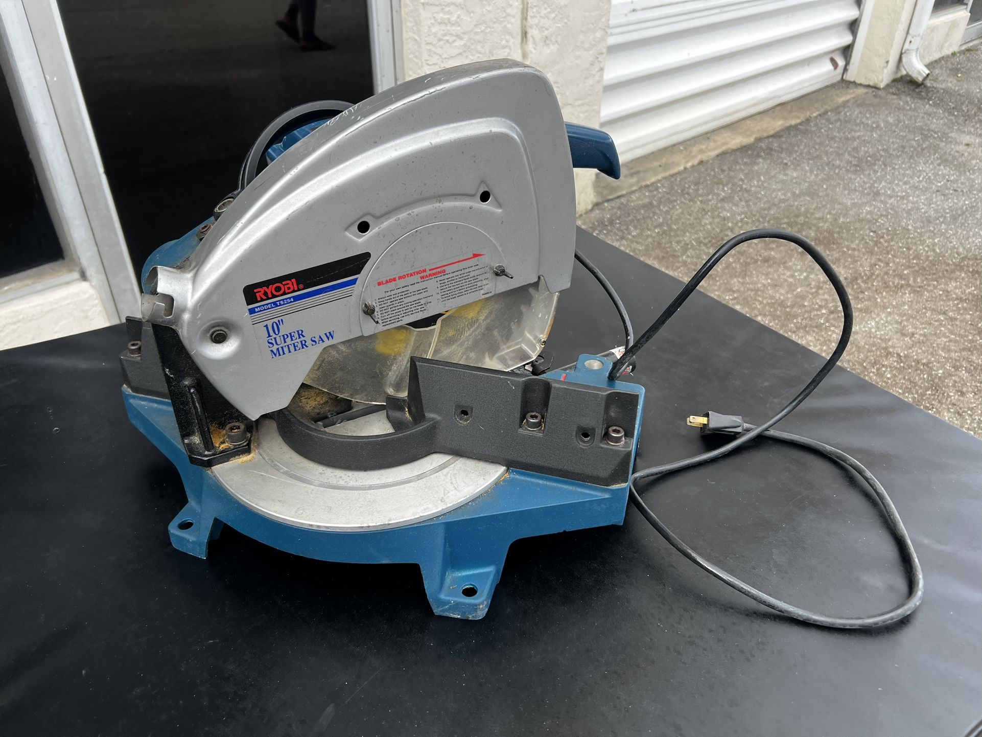 RYOBI 10”  Corded Electric Super Miter Saw! Works Great! Woodworking Tool! 