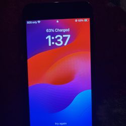 Beautiful Fully Unlocked 📱Apple iPhone SE 3rd Gen 64GB Red MMX73LL/A  