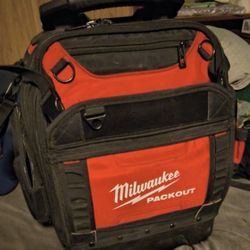 Milwaukee Pack out Structured Backpack