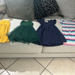 Vestidos De Niña Size 3 $20 Por Todos