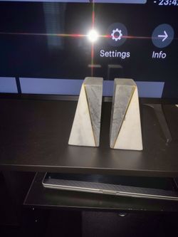 Heavy duty book ends